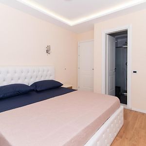 Tirana Central Exclusive